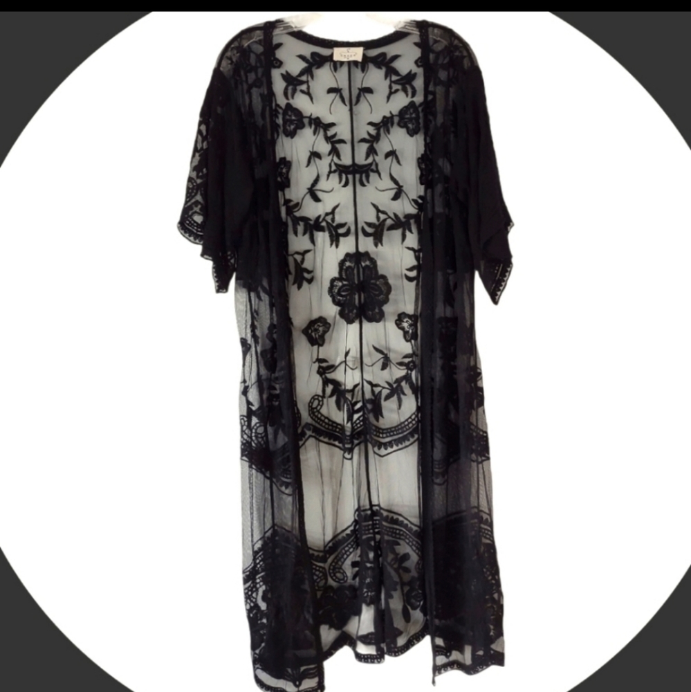 Ember lace sheer duster kimono black small